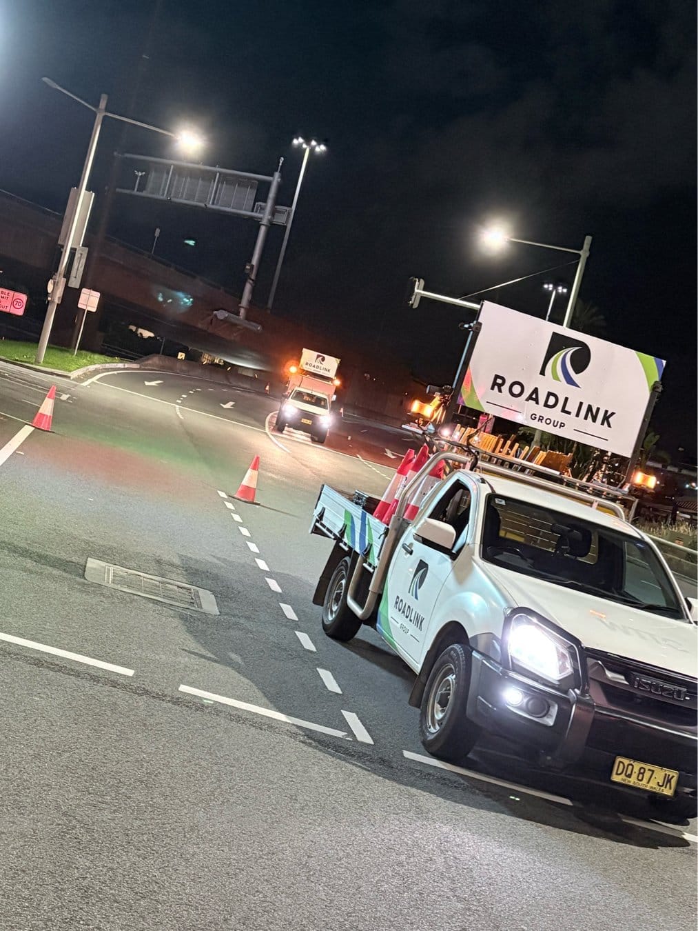 Roadlink Group traffic control vehicle supporting night traffic control works in NSW